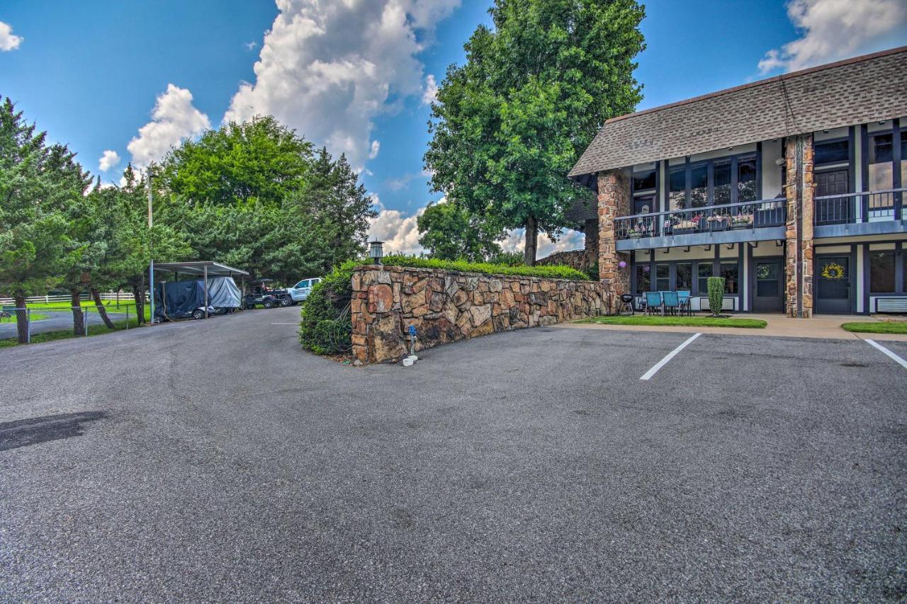 Charming Afton Condo With Community Pool! Exterior photo